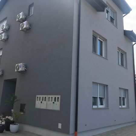 Apartman Slavonia 2 Ðakovo Eksteriør bilde